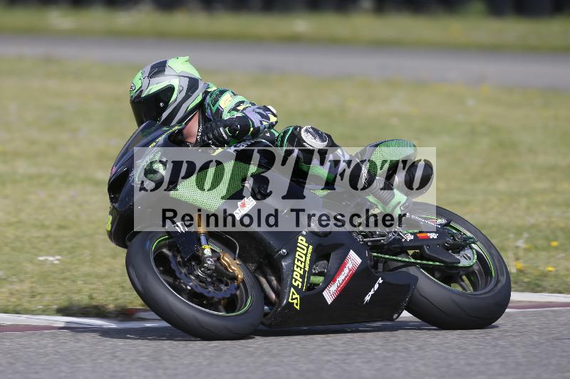 /08 17.04.2026  TZ Motorsport ADR/Gruppe gelb/228